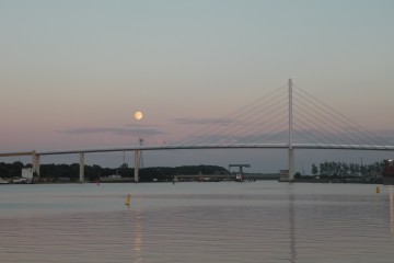 Stralsund bei Vollmond