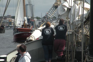 Hanse Sail 2017 - danke an unsere fleißigen Helfer Rieke und Max