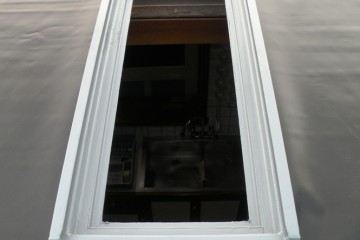 Mitteldeck - Küchenfenster ohne Glas