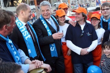 Kirchentag mit Bundespräsident Gauck an Bord der Jan Huygen